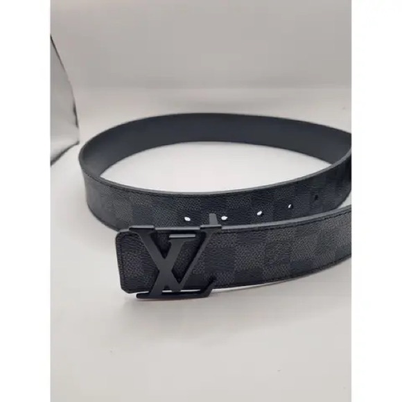 Louis Vuitton
Initiales black checkered leather belt
90cm (36in) - Picture 2 of 5